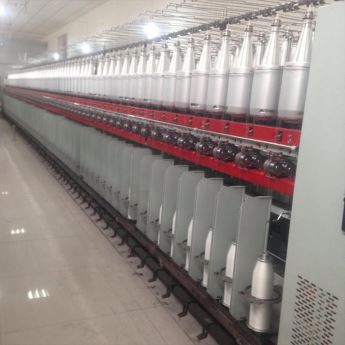 Автоматична машина для розливу газованих безалкогольних напоїв